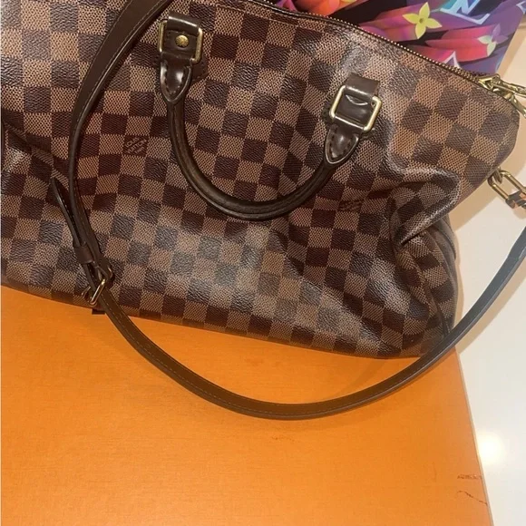 Authentic Brand New Louis Vuitton *Strap Only* Never Used - Picture 2 of 5